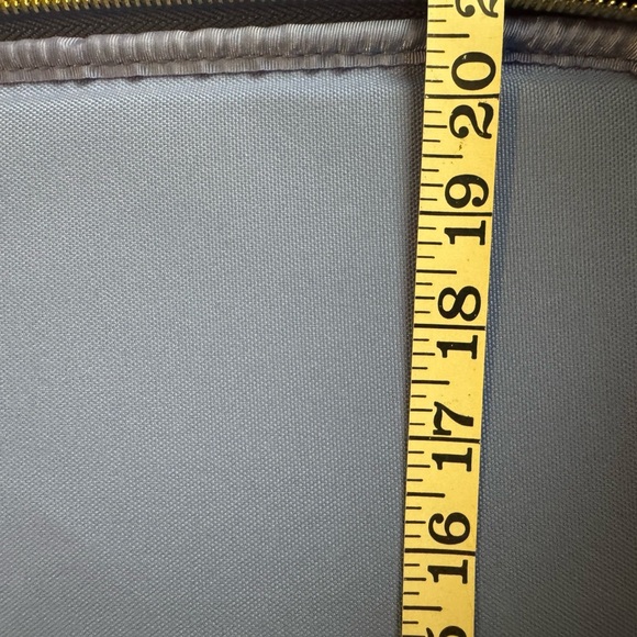 Lily Pulitzer Blue Patterned Women's laptop/iPad organizer - Picture 3 of 9